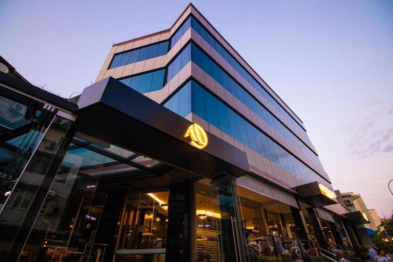 Albanopolis Hotel Tirana Exterior photo