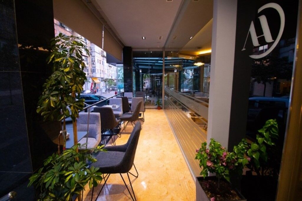 Albanopolis Hotel Tirana Exterior photo